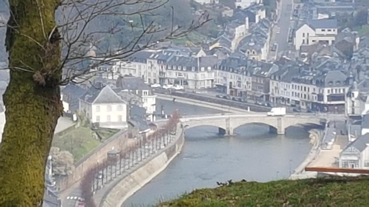 Au Pied Du Chateau * Bouillon