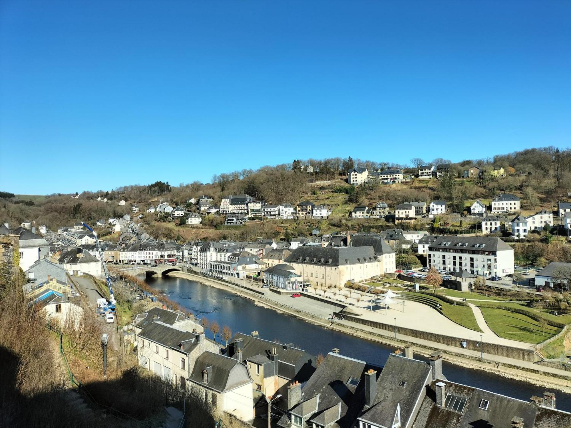 Au Pied Du Chateau * Bouillon